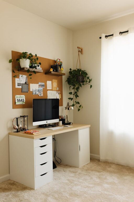 Tips for Creating a Relaxing Home Workspace