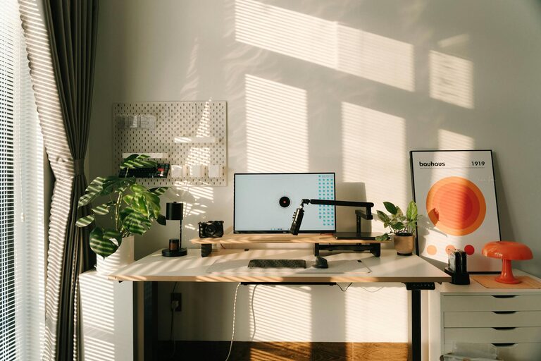 Tips for Creating a Cozy and Functional Home Office Space